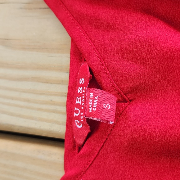 GUESS Crop Top - Picture 2 of 7